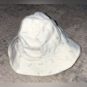 Chic Pea dog bone print hat